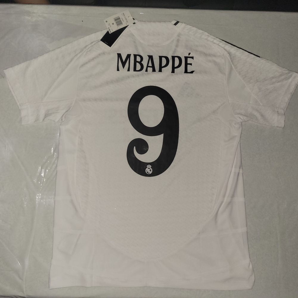 Adidas Real Madrid 24/25 Mbappé #9 Jersey – Authentic, Size M (IX8095)